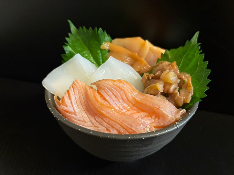 TVアニメ「弱虫ペダル LIMIT BREAK」コラボ海鮮丼　京都伏見高校丼